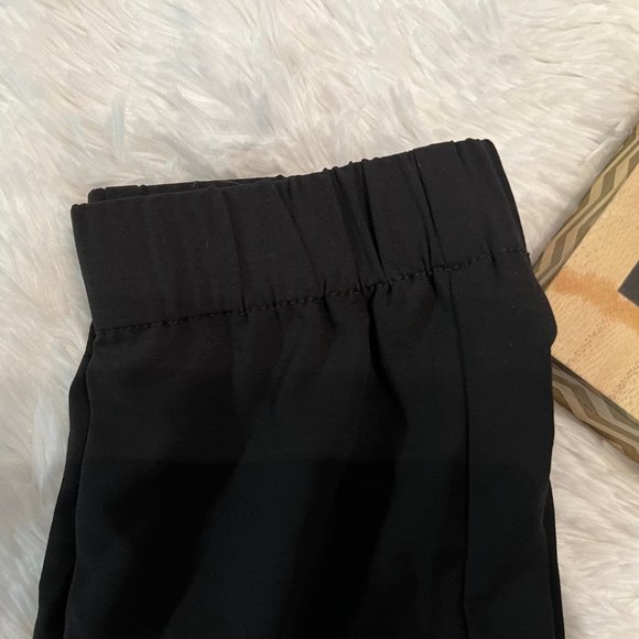 Banana Republic Pull on Drapey Jogger Pants - Picture 5 of 8